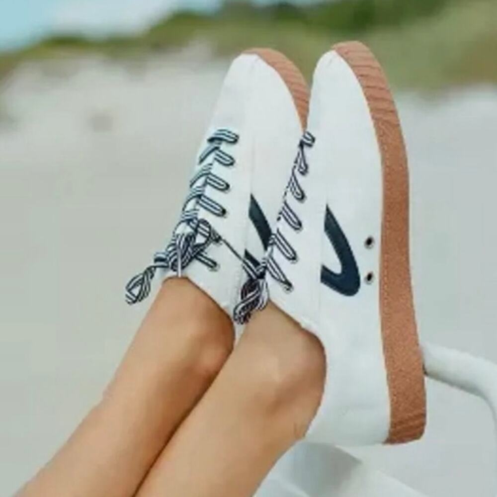 Tretorn Nylite Plus White and Navy Sneakers in Canvas Size 8.5